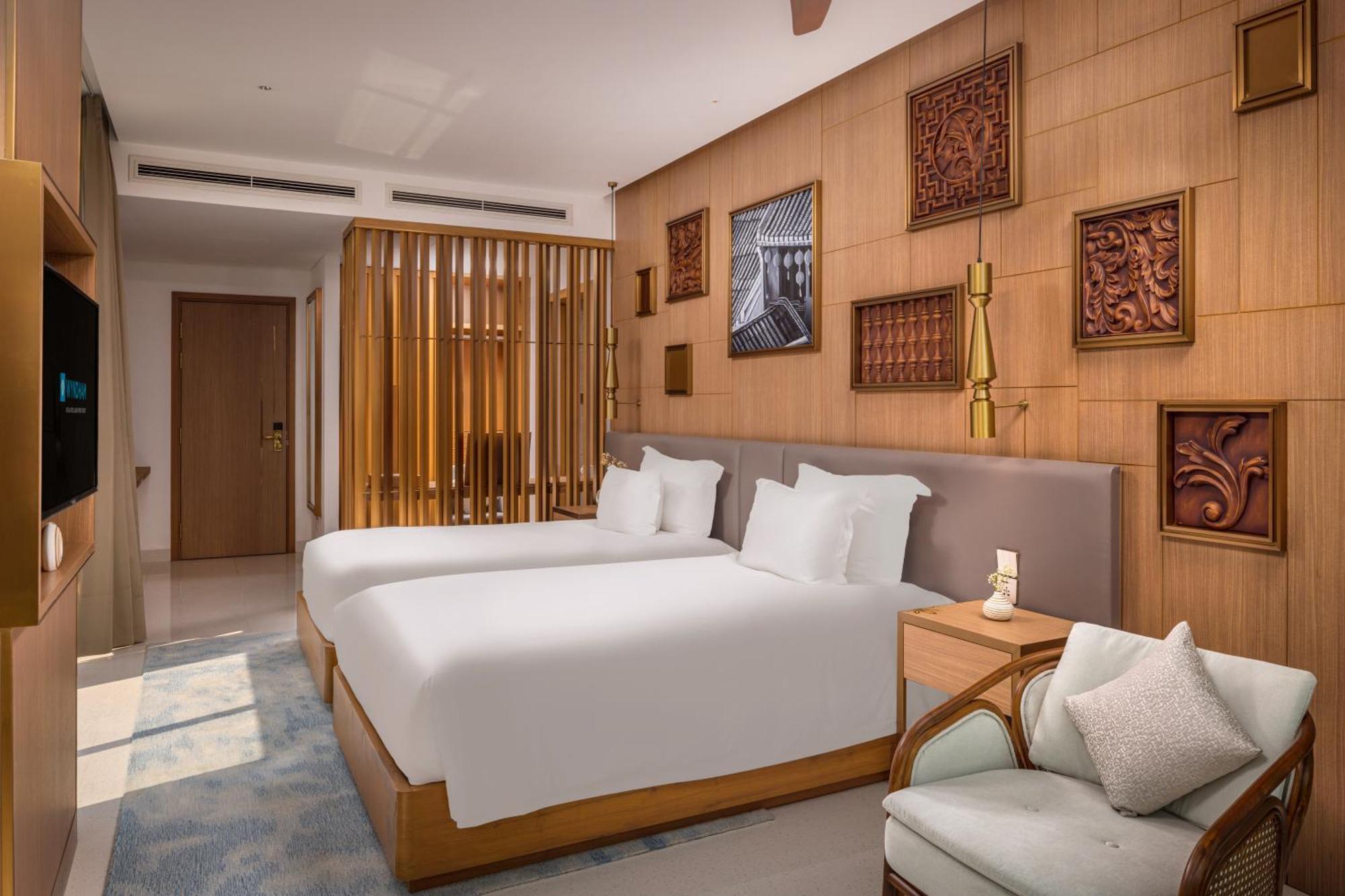 Wyndham Hoi An Royal Beachfront Resort & Villas Eksteriør billede