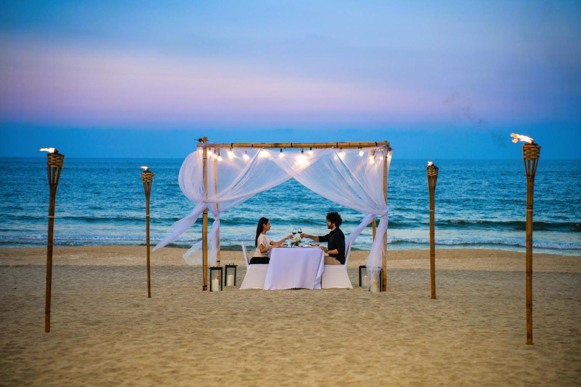 Wyndham Hoi An Royal Beachfront Resort & Villas Eksteriør billede